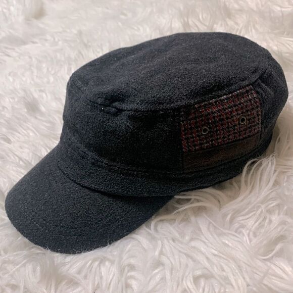 cap & tomato Accessories - 🟢3 for $20——CAP & Tomato wool blend flat top hat baseball hat gray with inset